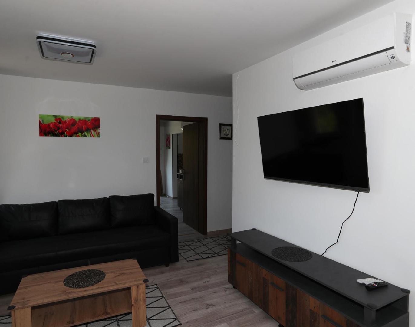 Four Flowers Apartman Siofok Exterior photo