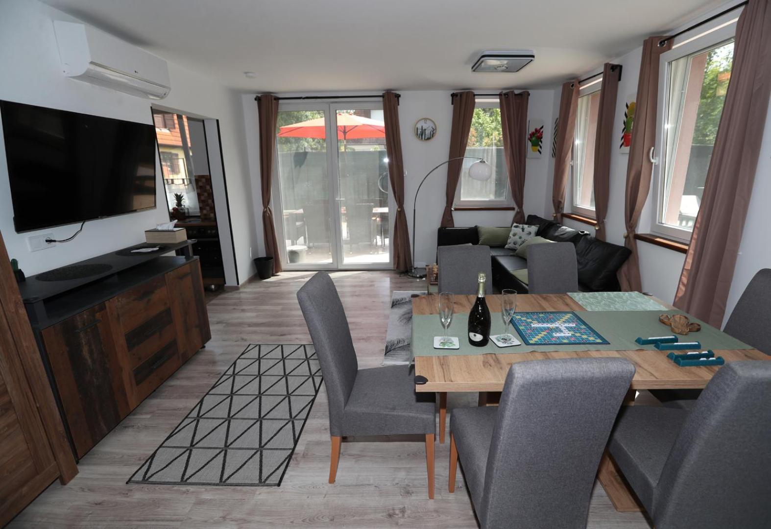 Four Flowers Apartman Siofok Exterior photo